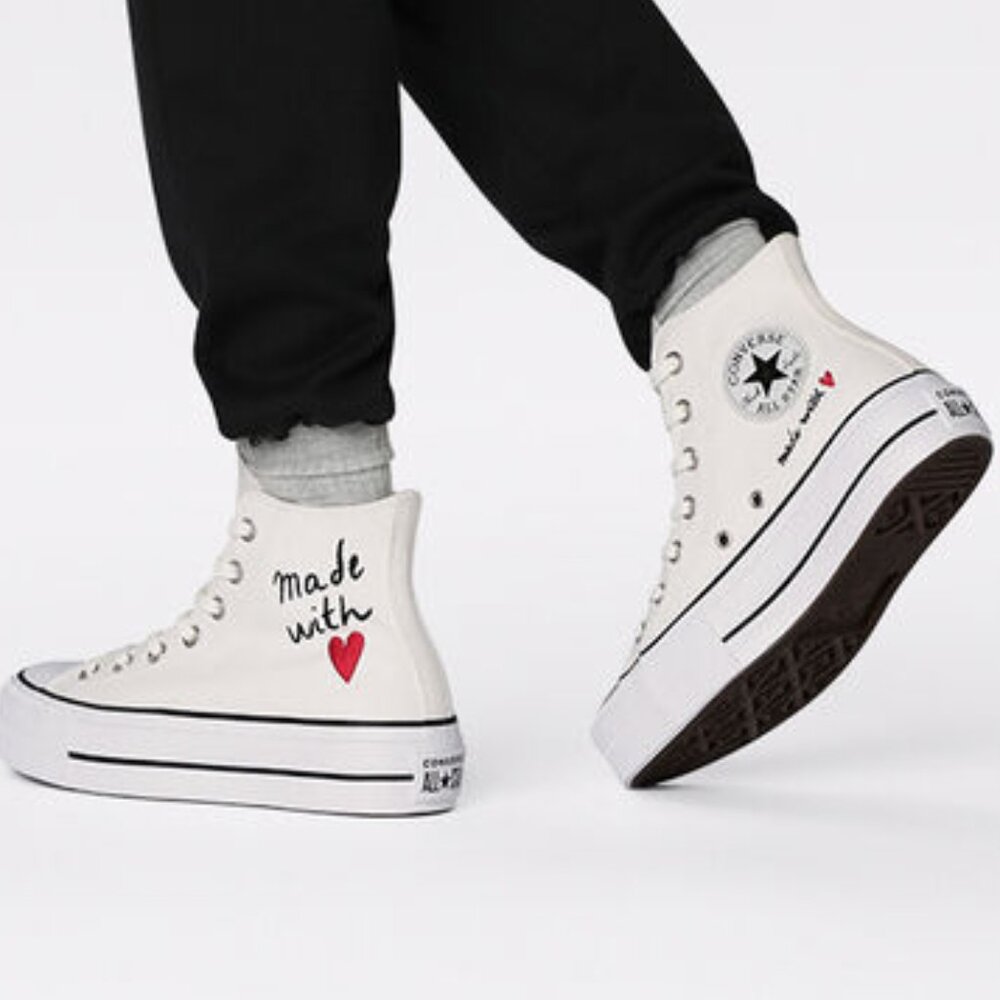 NWOT Chuck Taylor All Star Lift Platform Made With Love, white Sz: 9